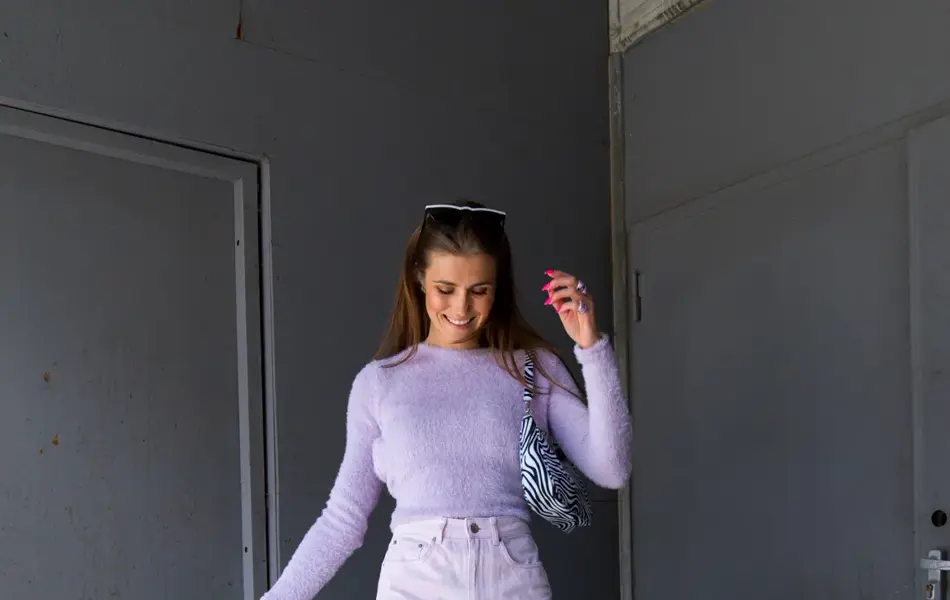 Nina Sandbech i lilla antrekk fra Bik Bok