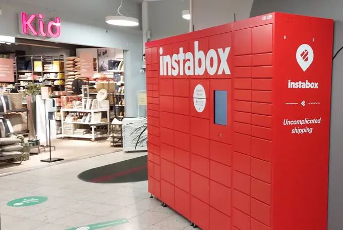 Instaboks inne på senteret ved Kid butikken