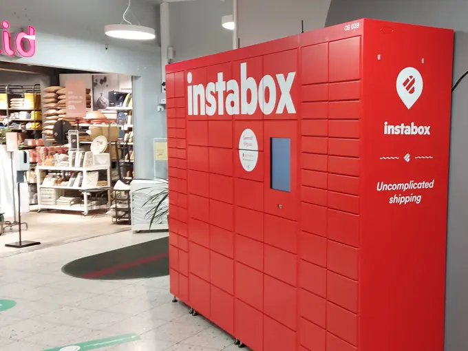 Instaboks inne på senteret ved Kid butikken