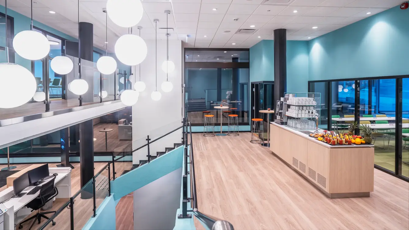 Fellesarealer, sitteplasser, pausebuffet 