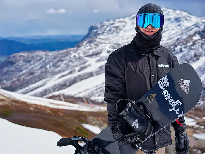 person med snowboard