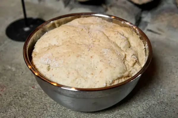 deig som hever i en bolle