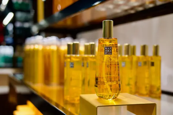 bilde av gule produkter