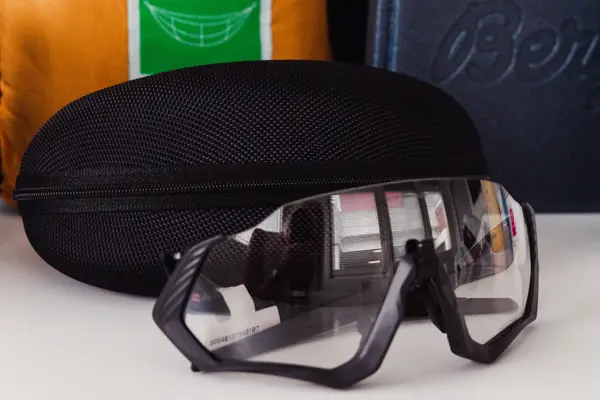 Solbriller, bademote og pakkeliste