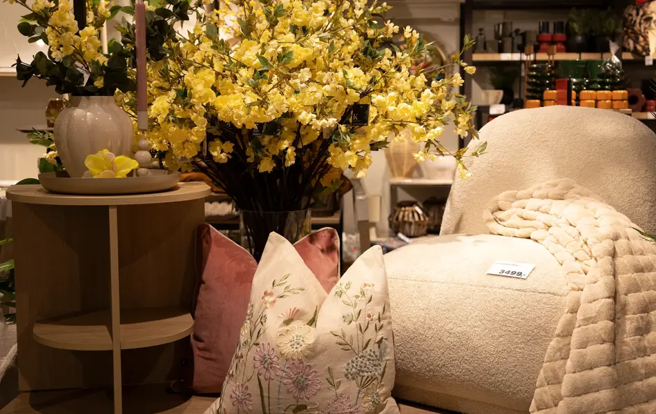 Pynteputer og blomster