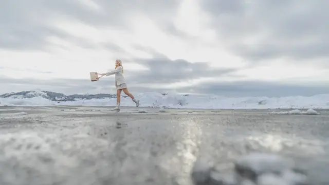 Vår Knarvik Senteravisa