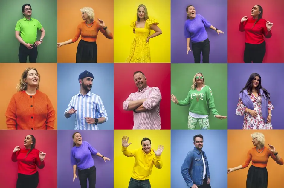 Personer i regnbuens farger