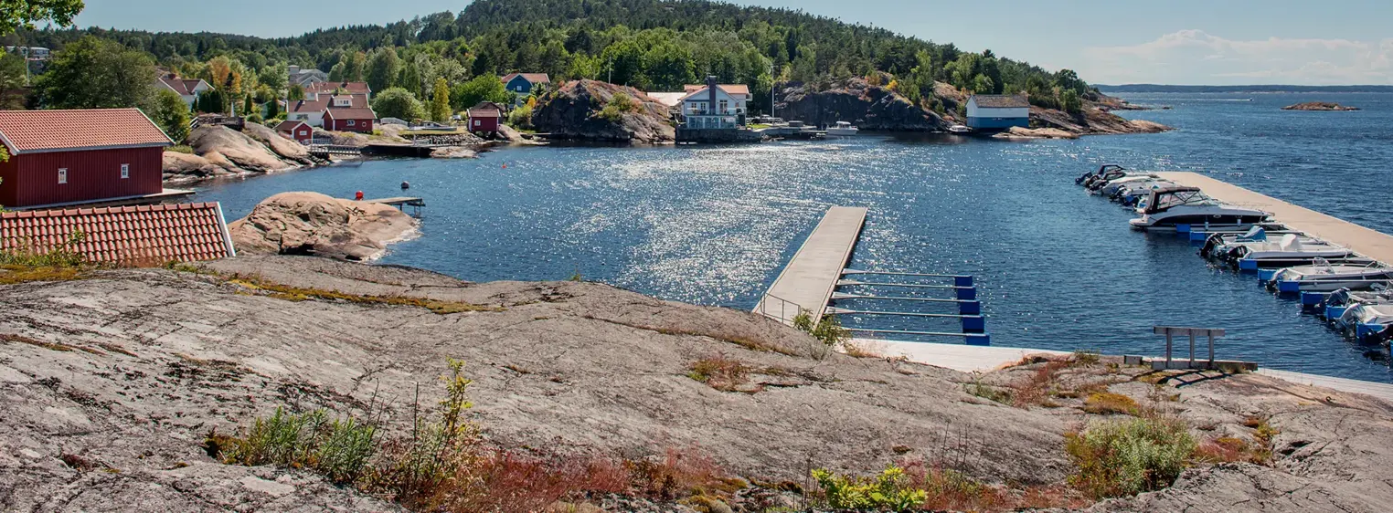 Bilde av skjærgården utenfor området med boligprosjektet Lervik i Strømstad, Sverige.