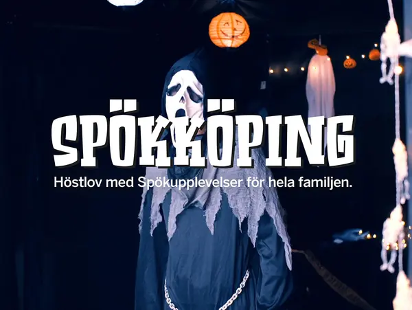 Spökköping i Mirum Galleria med höstlovsaktiviteter. Bakgrund ett spöke