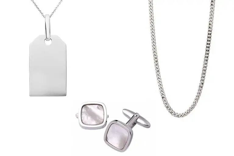 To halskjeder og mansjetter