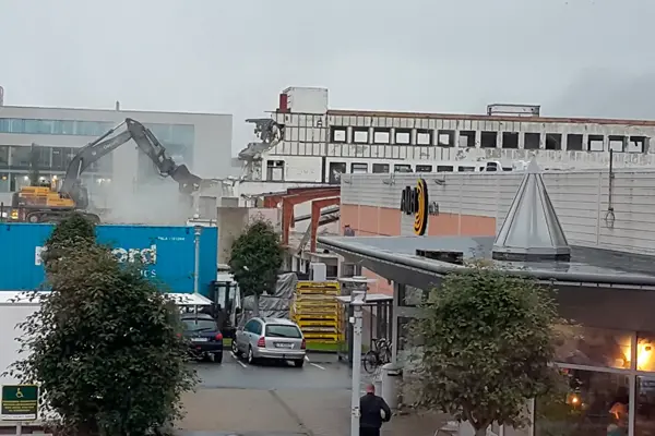 riving av Stokkebygget i 2016