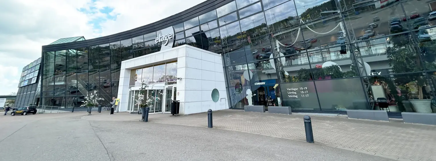 Etage Shopping fasade, mot inngang