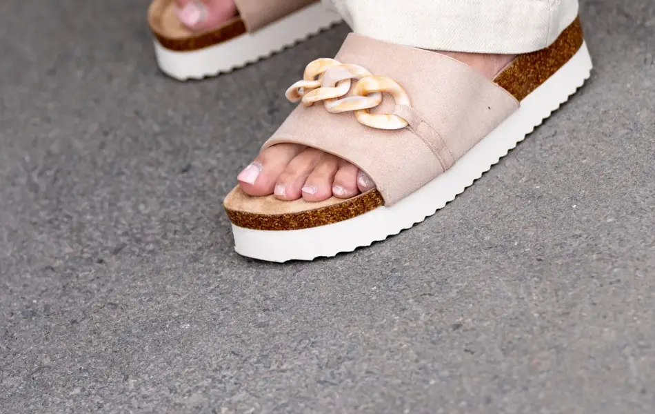 kjoler til 17 mai, bryllup og dåp