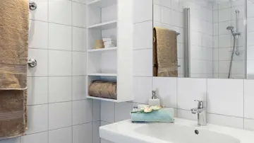 Interiør av bad i Diagonale