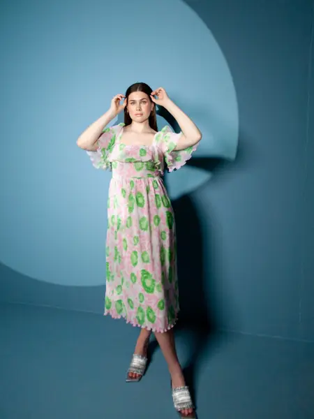 Kjoler mai festligheter og bryllup