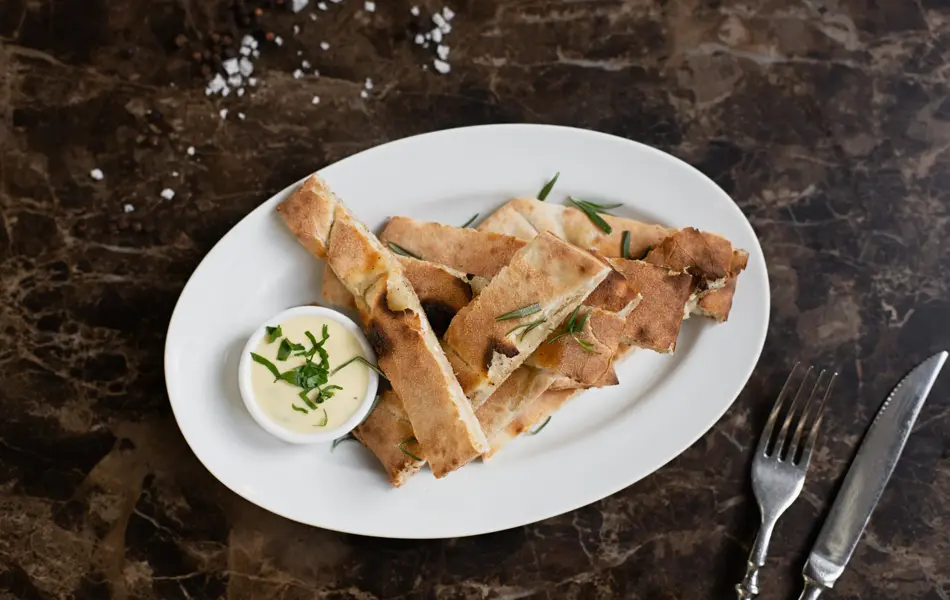 Antipasti focaccia sarda.jpg