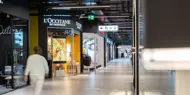 Bildet viser kjøpesenteret Ski Storsenter og et utvalg av butikkene.
