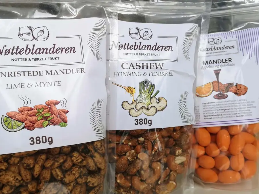 Poser med forskjellige nøtter