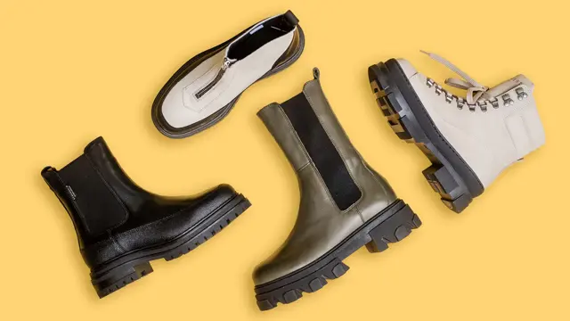 Sko på gul bakgrunn