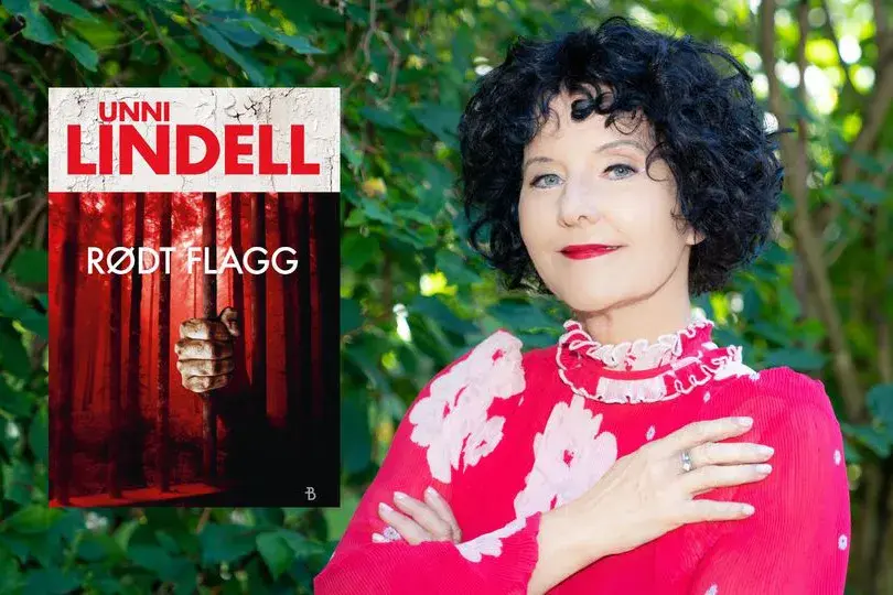 Unni Lindell signerer "Rødt flagg" hos ARK Bokhandel på Thon Senter Ski