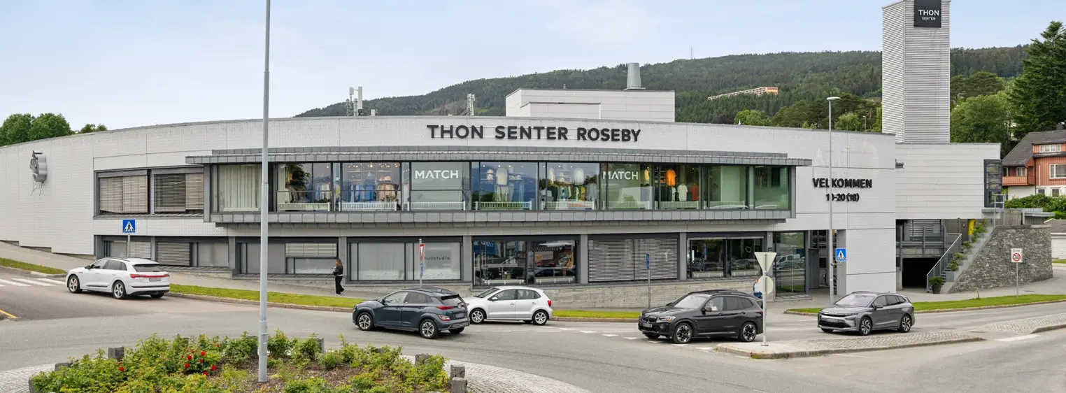 Thon Senter Roseby fasade.