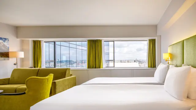 Thon_Hotel_Brussels_City_Centre_Superior_Room