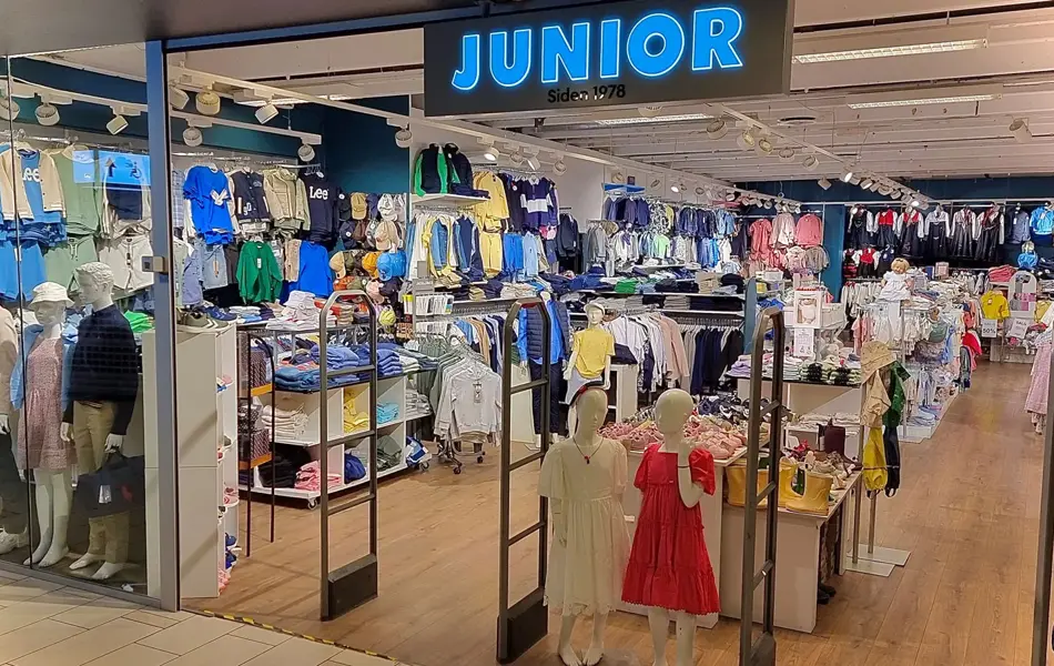 Junior Barneklær inngangen