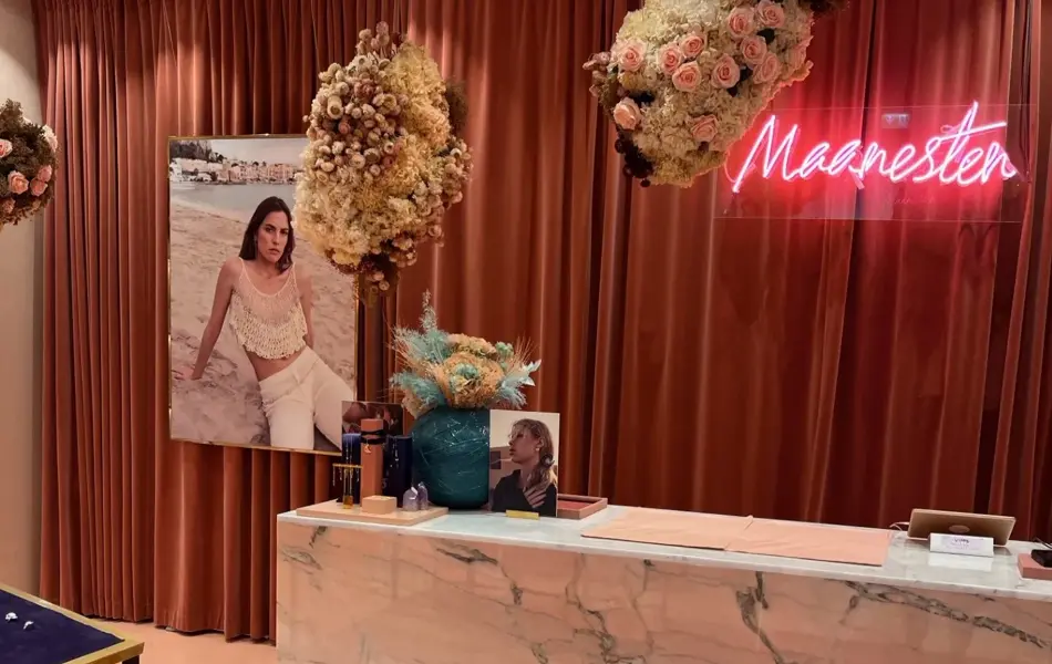 Maanesten smykkenyheter i butikk