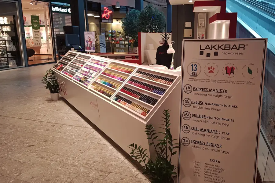 Fasade til Lakkbar på Ski storsenter 