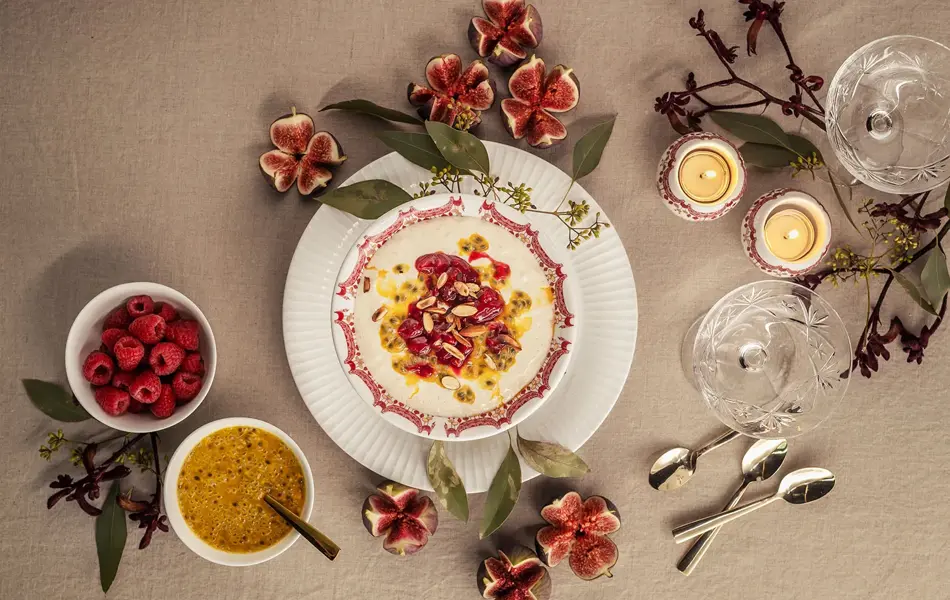 Dekket bord med riskrem