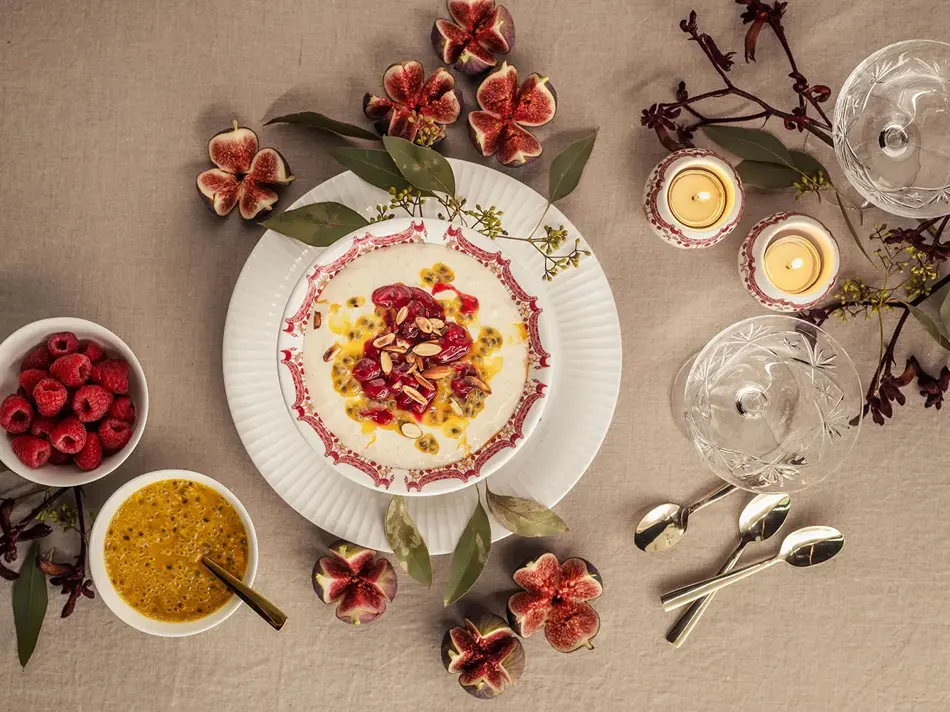 Dekket bord med riskrem