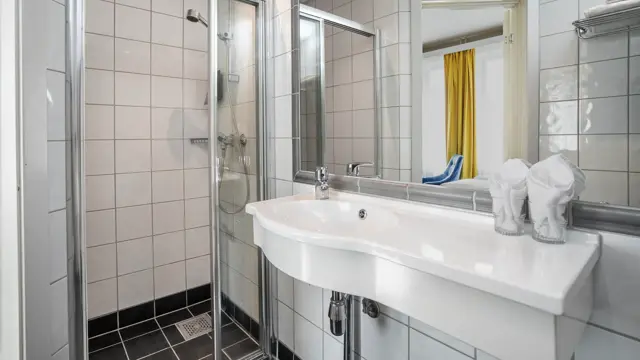 Thon_Hotel_Lillestrom_Standard_Room_Family
