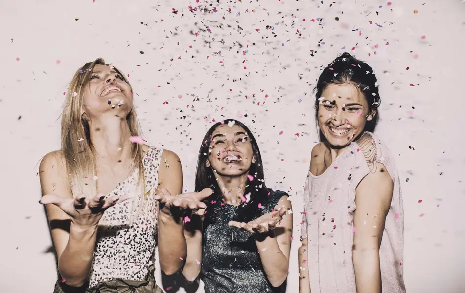 MAR_Jul_Artikler_Bilder_MoteDame_1