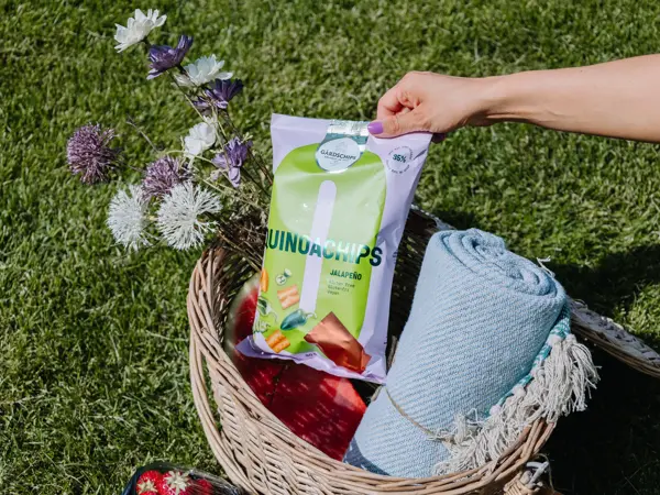 Piknikkurv med chipspose