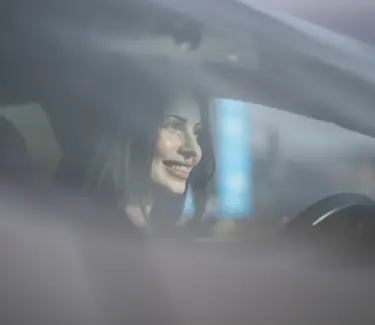 Bilder av kundereise når man parkerer eller lader