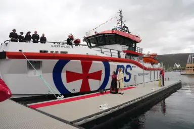 Bilde fra dåpsseremonien til RS 178 i Tromsø