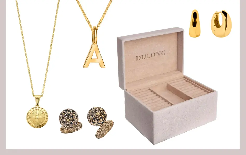 Gullkjede med anheng, gullkjede med bokstavanheng, gulløredobber, smykkeskrin, mansjettknapper til bunad.