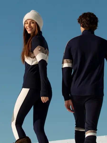 Dame og mann i turklær