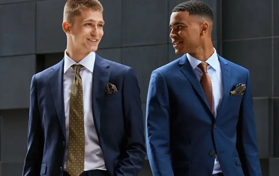 Menn med dress / sko