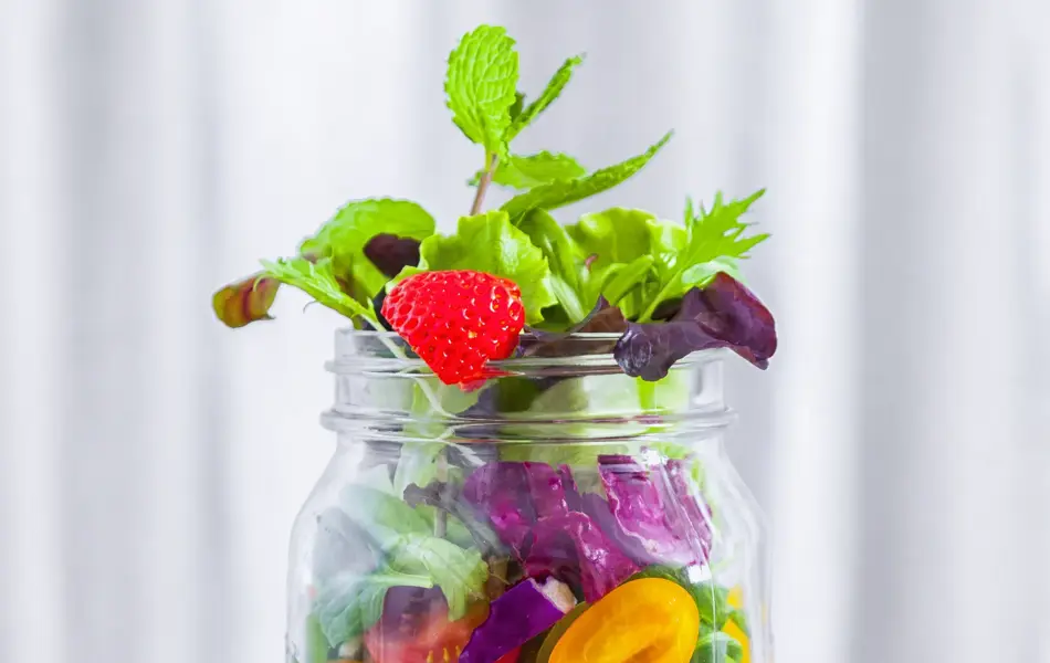 Krukke med frisk salat 