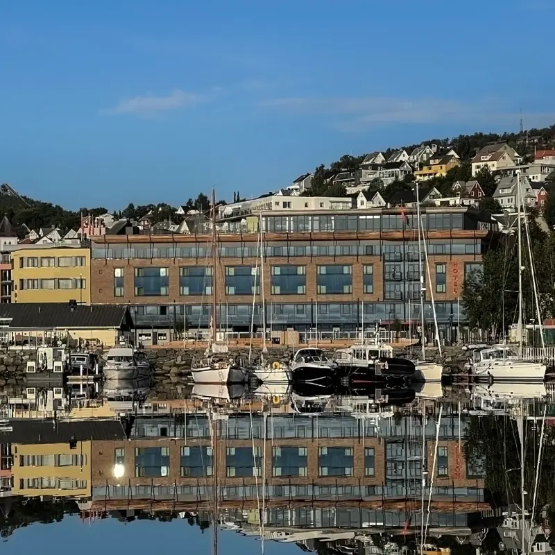 Thon_Hotel_Harstad_Fasade_Havna