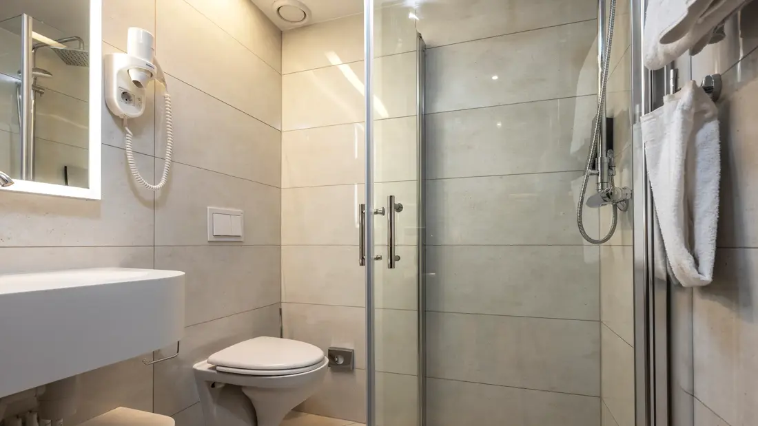 Thon_Hotel_Rosenkrantz_Bergen_Bad_Business & Standard Double