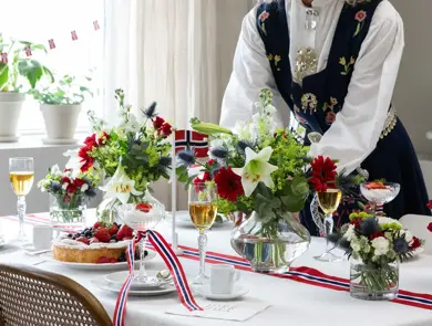 Blomster til 17. mai fest fra Mester Grønn