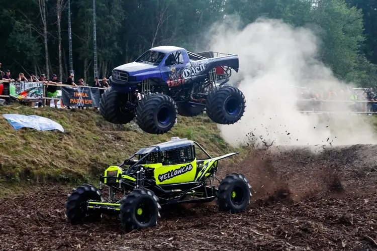 Monstertrucks