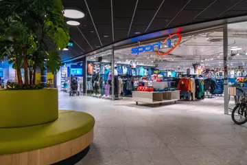 AMFI Vågsbygd fellesareal, i gang mot Sport 1