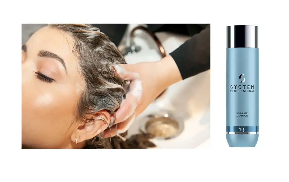 Dame som får håret vasket hos frisøren og produktbilde