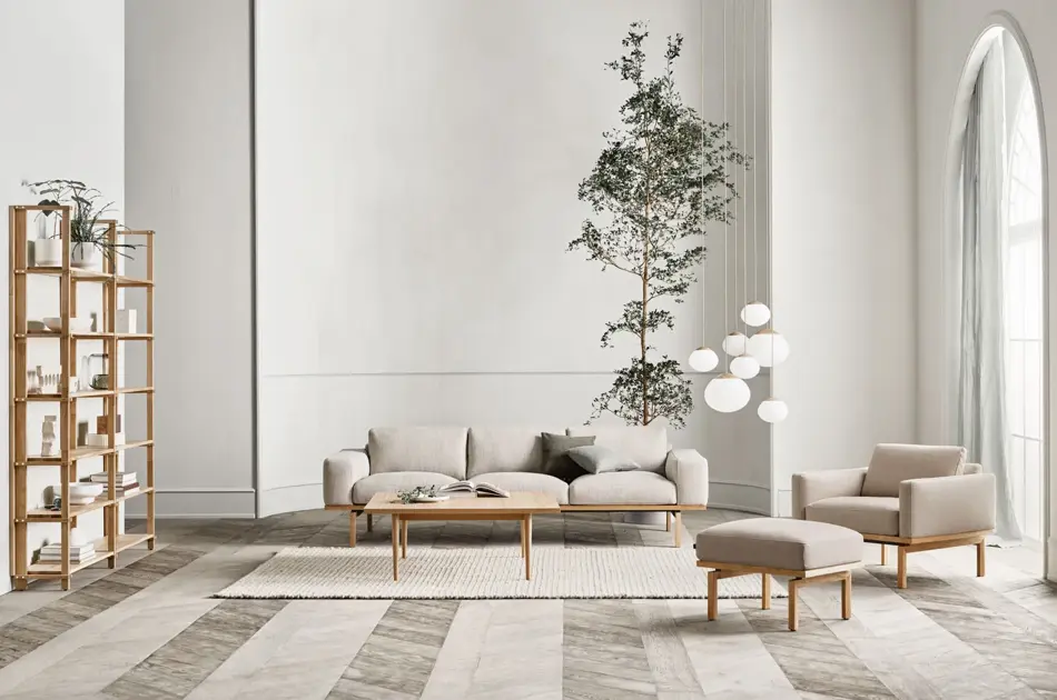 Sofagruppe og en hylle