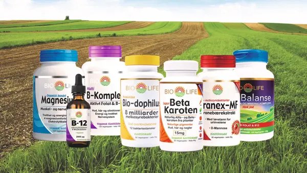 Bilde av diverse Bio Life-produkter med en grønn åker i bakgrunnen