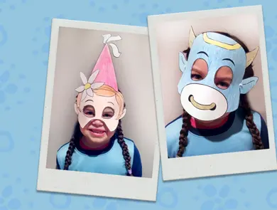 kollasj av 2 stk polaroidbilder av barn som prøver amfelia- og oskar-masker