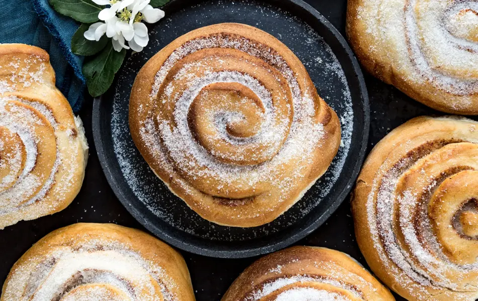 Baker Brun boller og brød